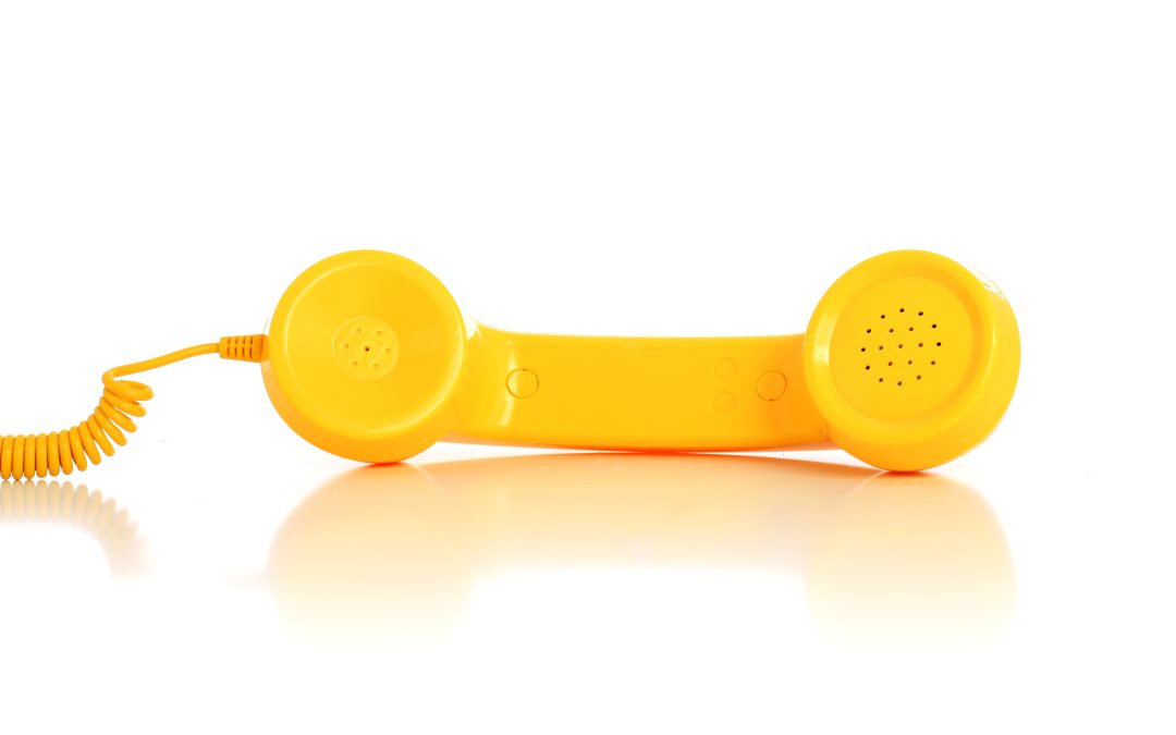 HMRC to cut access to phone lines by 30 de Jong Phillips